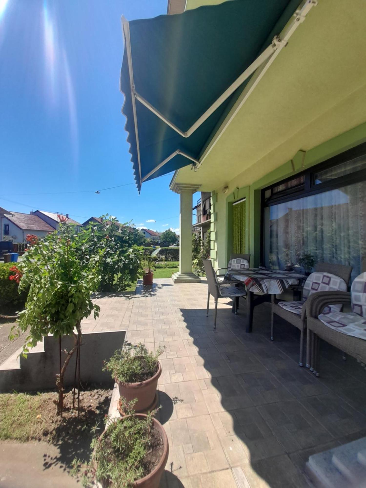 Apartment Kolonija Σλαβόνσκι Μπροντ Εξωτερικό φωτογραφία
